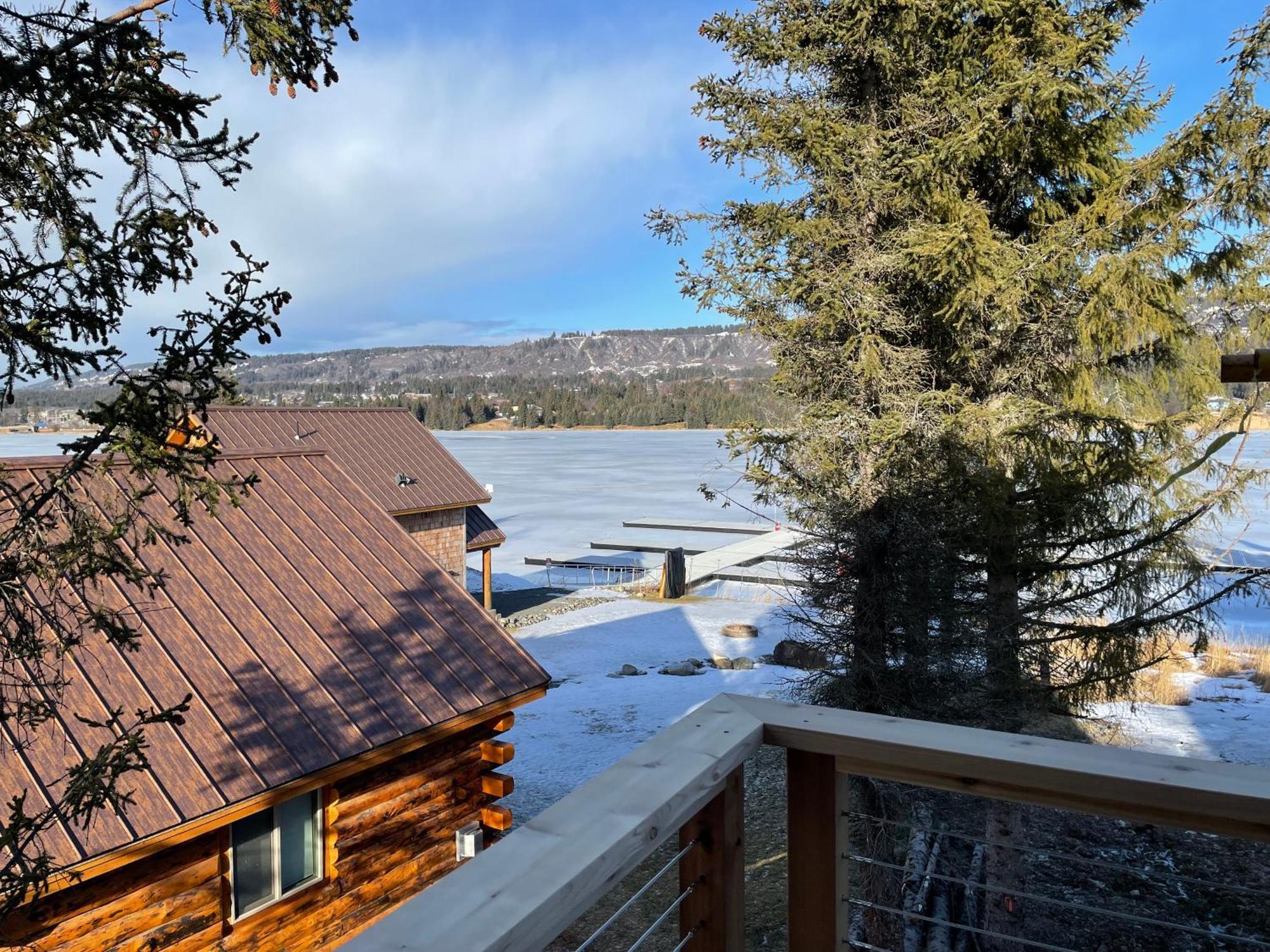 Lakeshore Lodging Suites Хомер Экстерьер фото