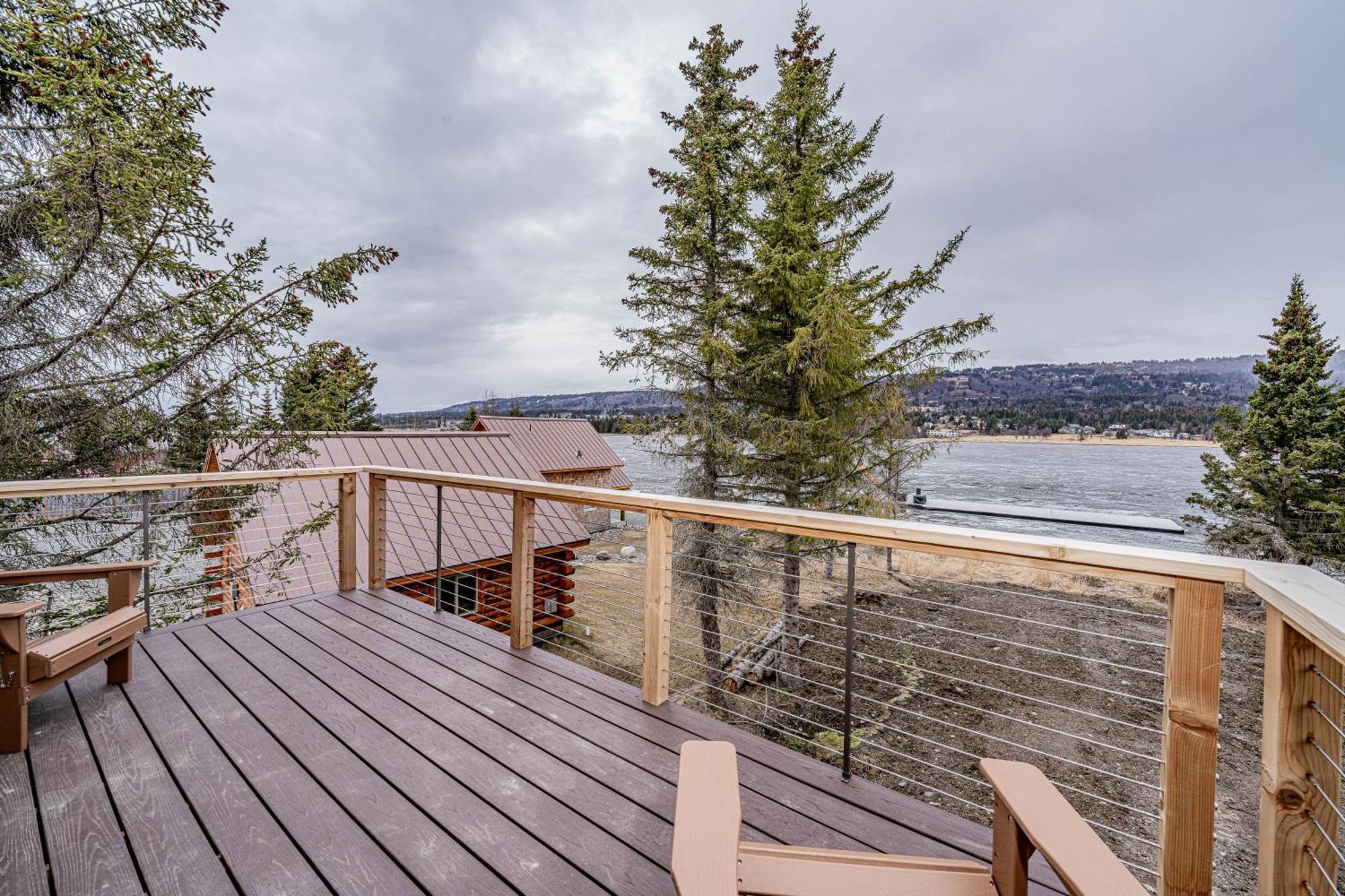 Lakeshore Lodging Suites Хомер Экстерьер фото