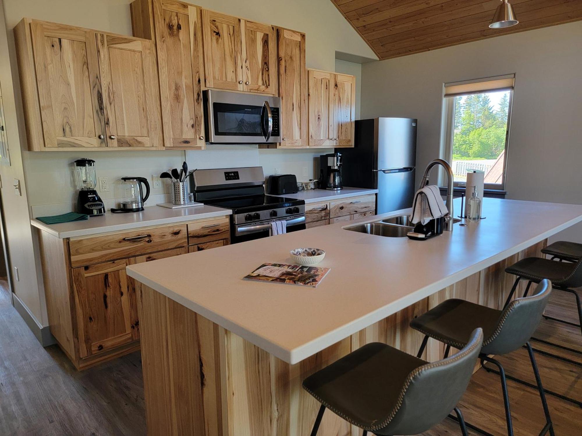 Lakeshore Lodging Suites Хомер Экстерьер фото