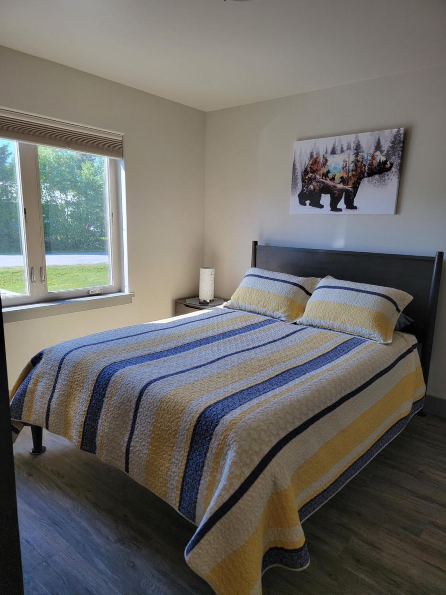 Lakeshore Lodging Suites Хомер Экстерьер фото