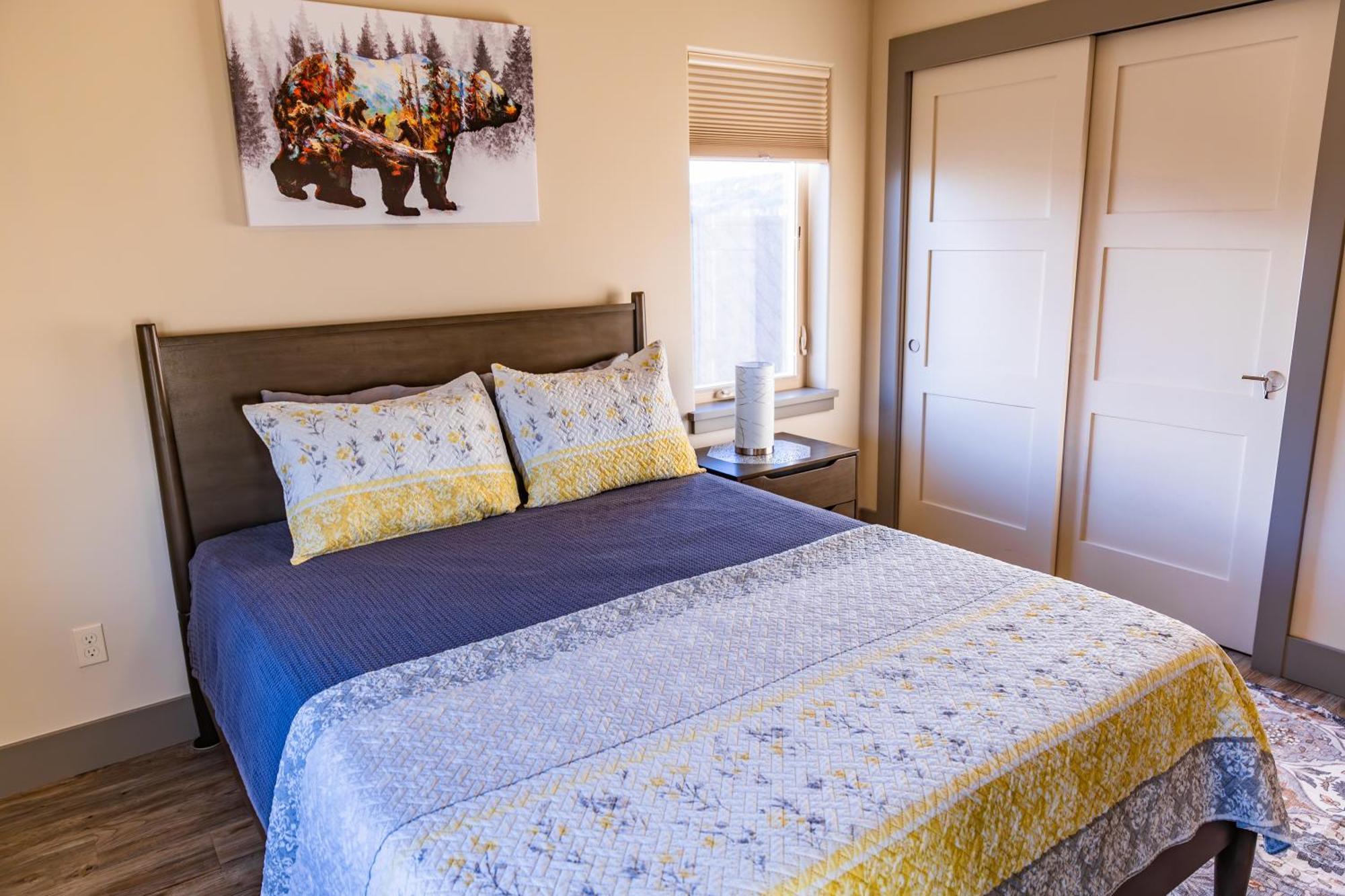 Lakeshore Lodging Suites Хомер Экстерьер фото